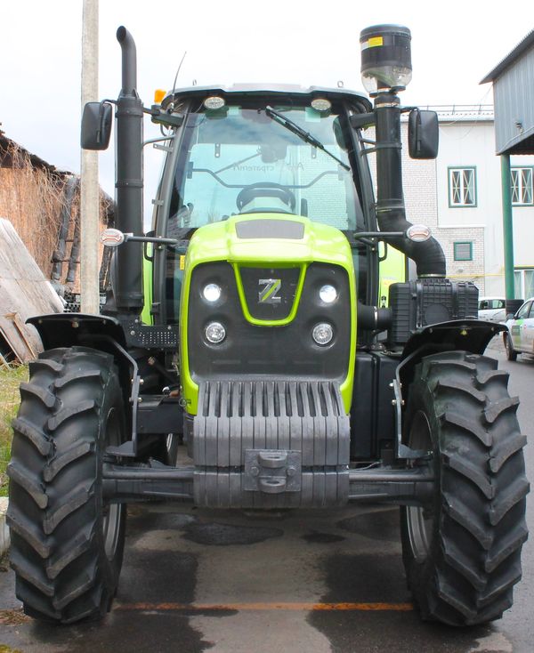 Трактор Zoomlion RS1604
